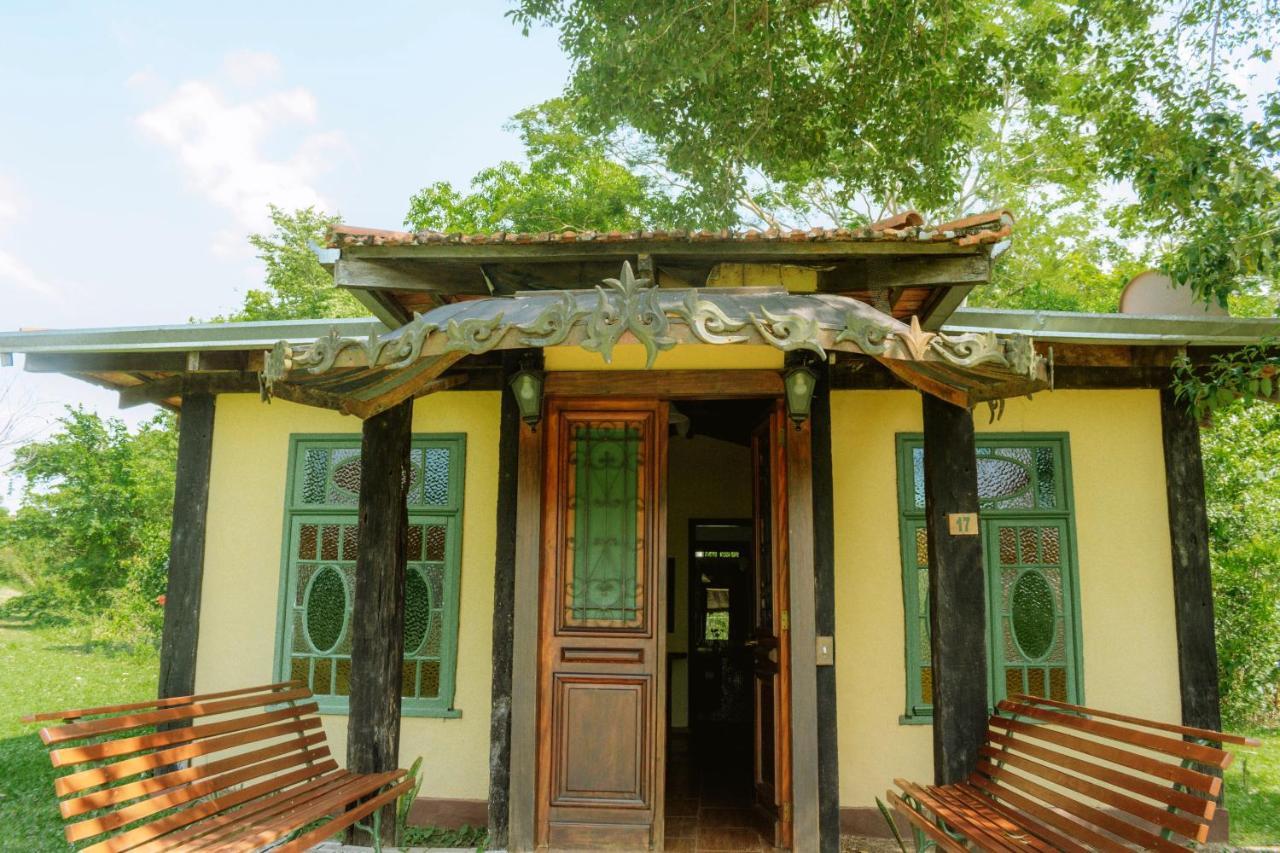 Hotel Santa Esmeralda Bonito  Esterno foto